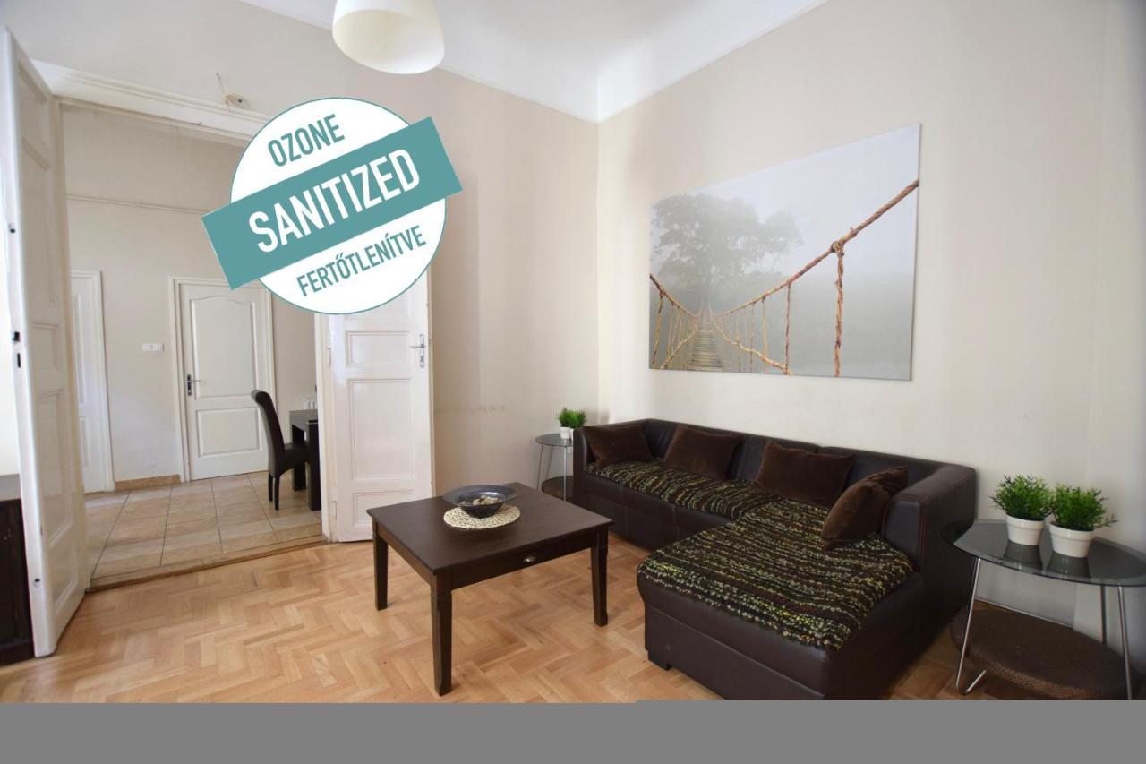 Standard Apartment By Hi5 - Muzeum 5 Budapest Luaran gambar