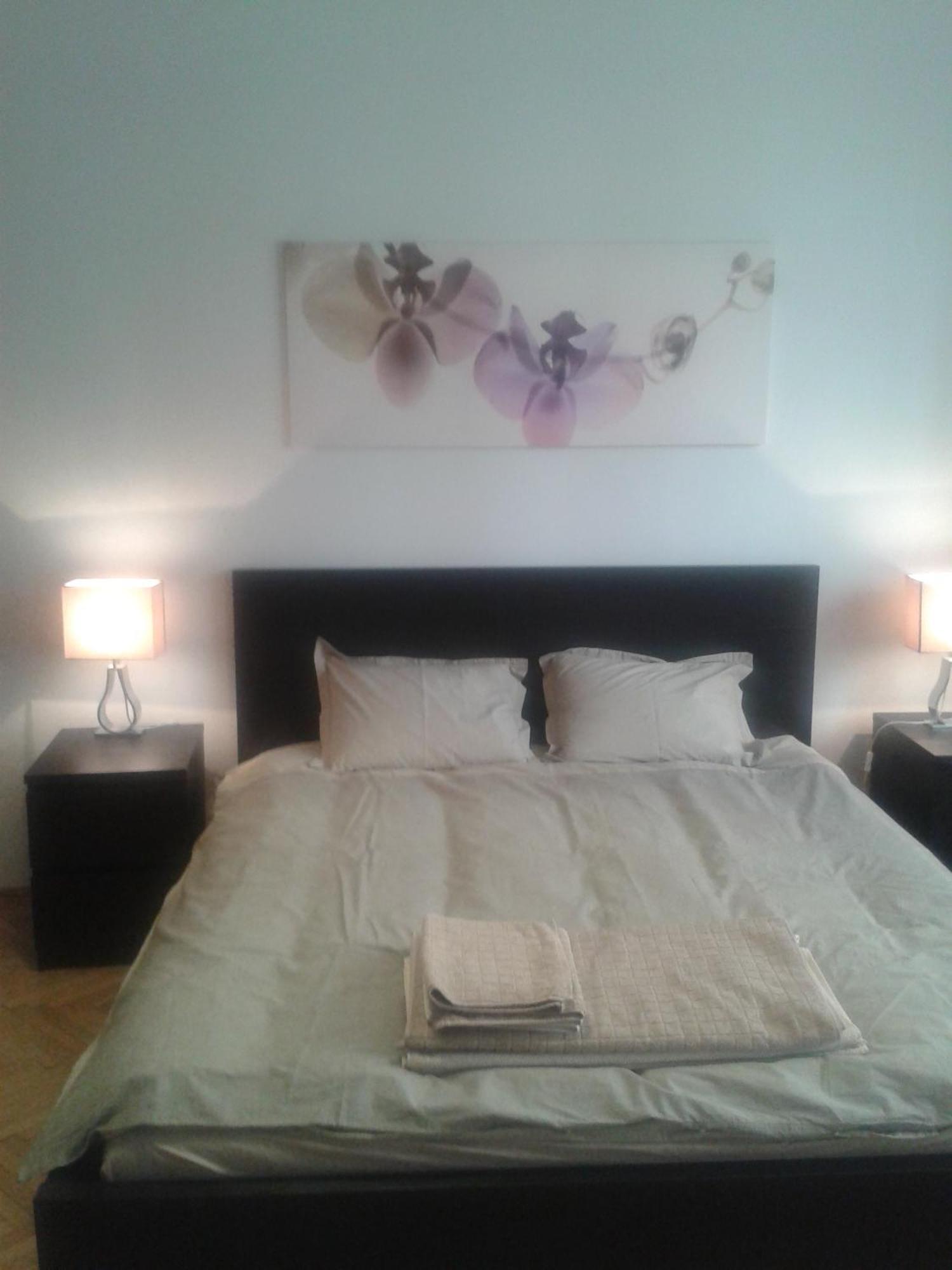Standard Apartment By Hi5 - Muzeum 5 Budapest Luaran gambar
